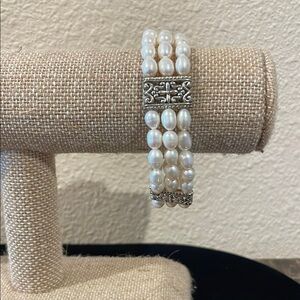 Elegant Silver and White Pearl Bracelet